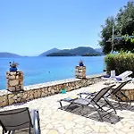 Violeta Lefkada