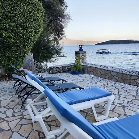 Violeta Lefkada