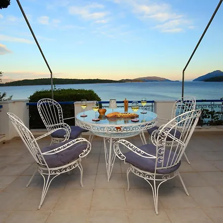 Violeta Lefkada Villa