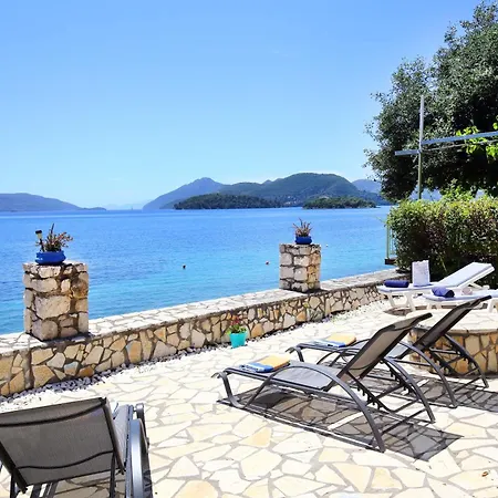 Violeta Lefkada