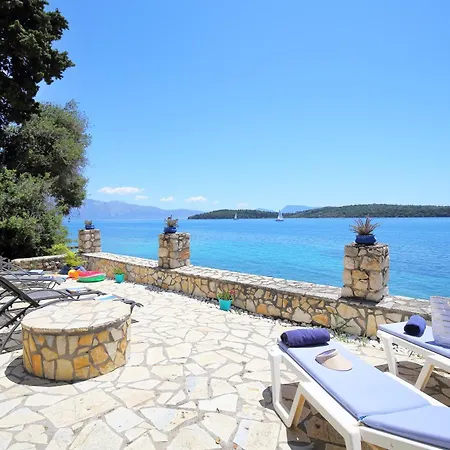 Violeta Lefkada 니드리