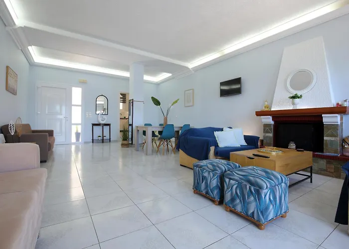 Violeta Lefkada Vila