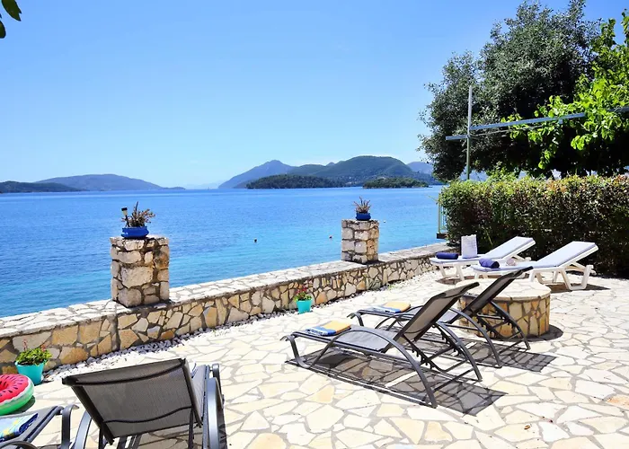 Violeta Lefkada